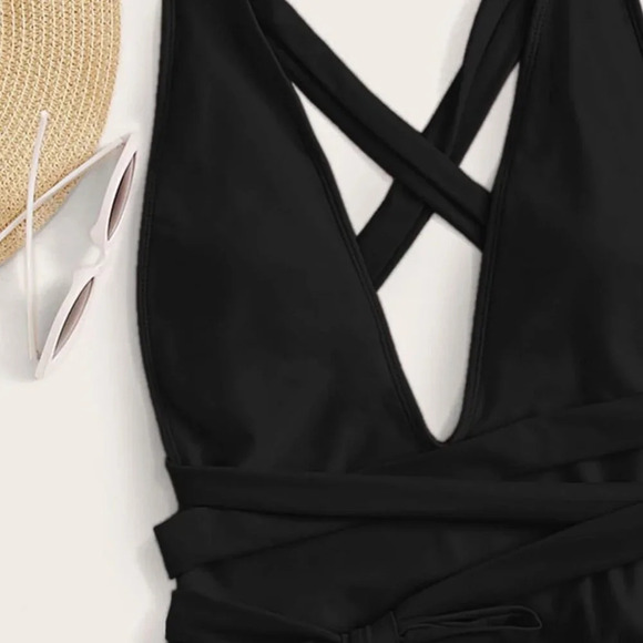 Black Sexy Women's Beach Plunging Backless One Piece Swimsuit - Picture 4 of 5